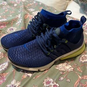 Nike women’s shoes